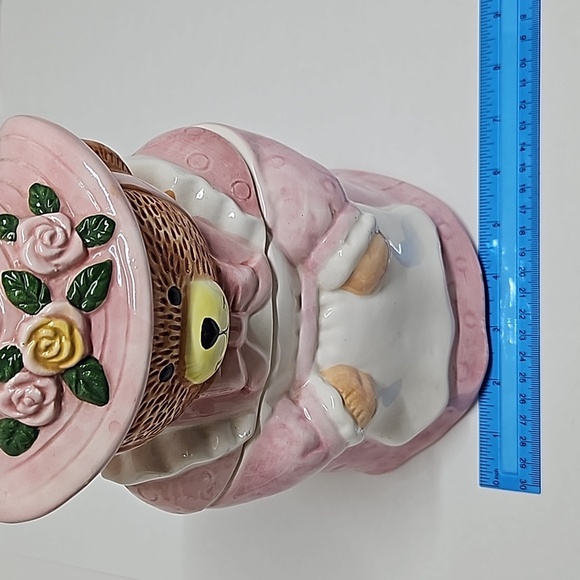 Vintage Mama Bear Ceramic Cookie Jar - Picture 9 of 10